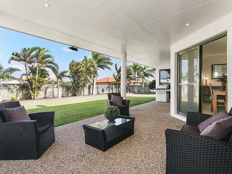 Second view of Homely house listing, 7 Sorrento Way, Zilzie QLD 4710