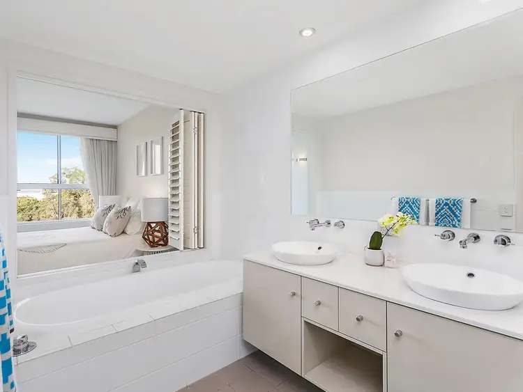 Fifth view of Homely apartment listing, 11/901 Medinah Avenue, Robina QLD 4226