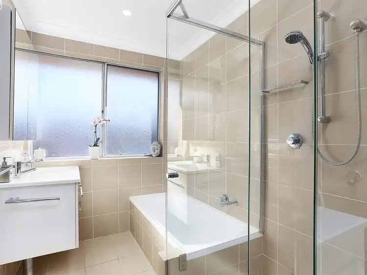 Sixth view of Homely apartment listing, 3/130 Queenscliff Road, Queenscliff NSW 2096