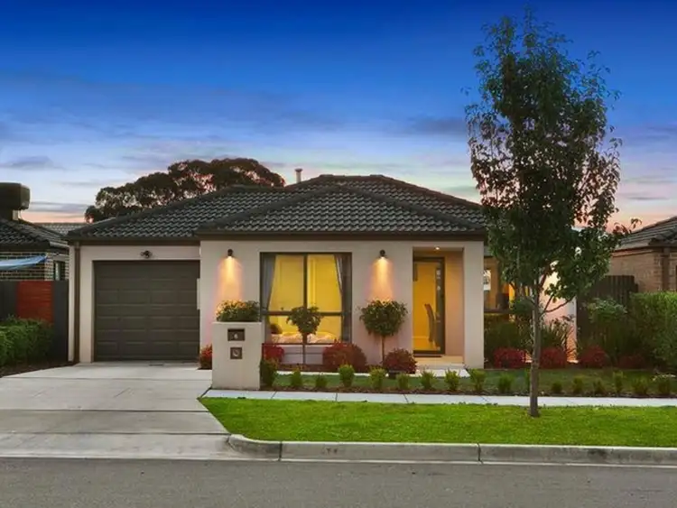 6 Elizabeth Jolly Crescent, Franklin ACT 2913