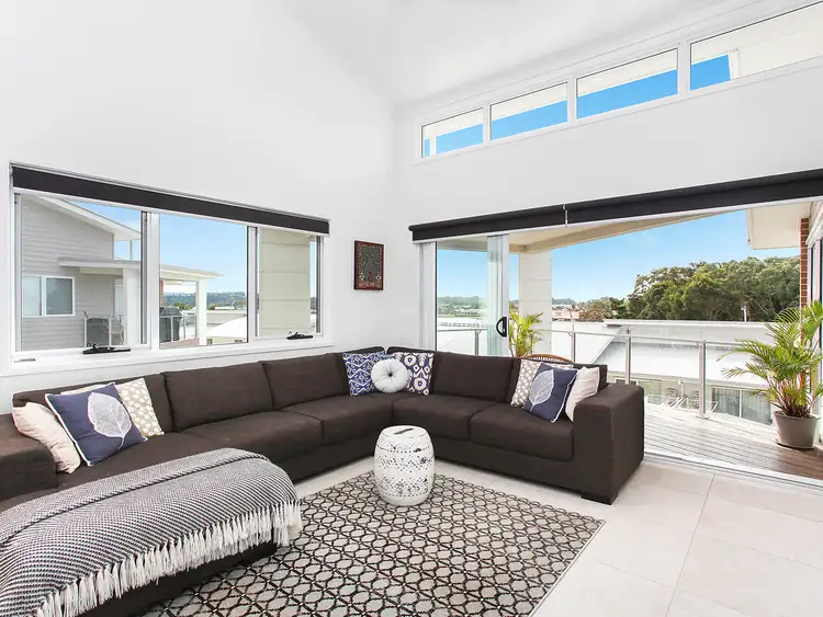 Main view of Homely townhouse listing, 25/1a Pioneer Parade, Banora Point NSW 2486