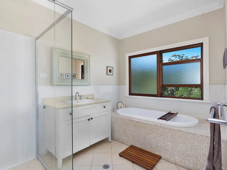 Fifth view of Homely house listing, 17 Woodlands Place, Figtree NSW 2525