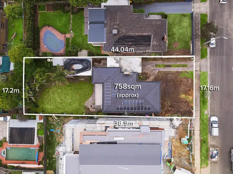 9 Oak Hill Road, Mount Waverley VIC 3149
