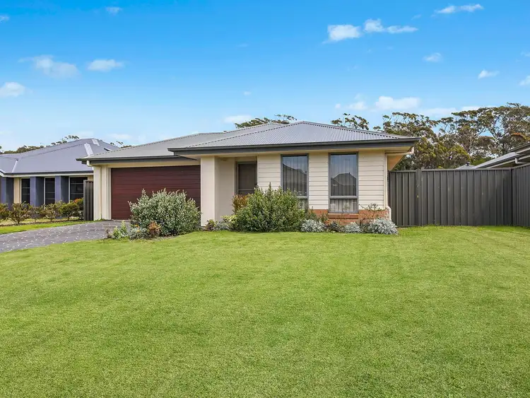 7 Providence Avenue, Fern Bay NSW 2295