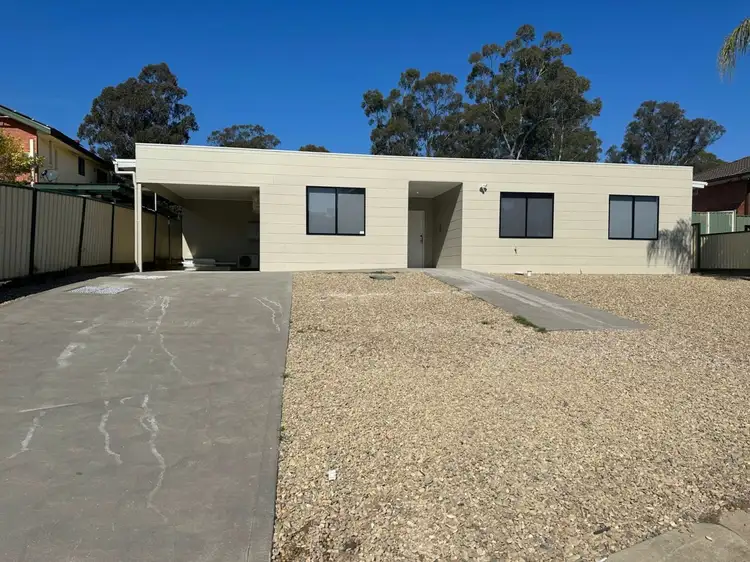 12 Landy Ave