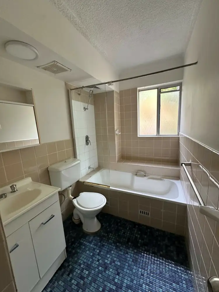 Second view of Homely apartment listing, 4/14 Santley Crescent, Kingswood NSW 2340