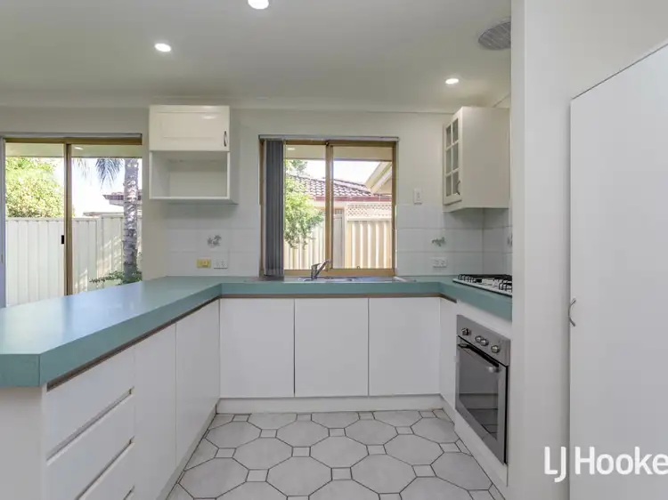 Sixth view of Homely house listing, 8 Settlers Way, Gosnells WA 6110