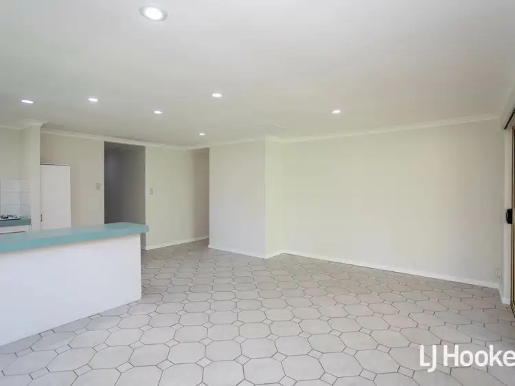 Seventh view of Homely house listing, 8 Settlers Way, Gosnells WA 6110