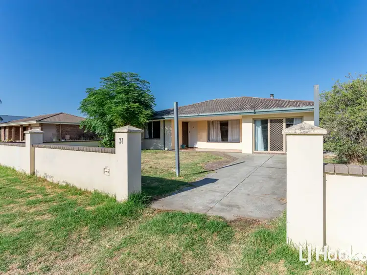31 Virginia Avenue, Maddington WA 6109