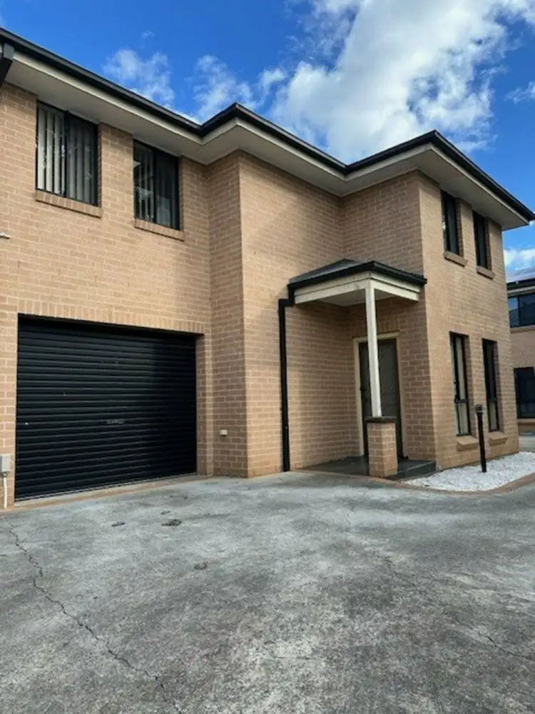 2/29 Pembroke St, Cambridge Park NSW 2747