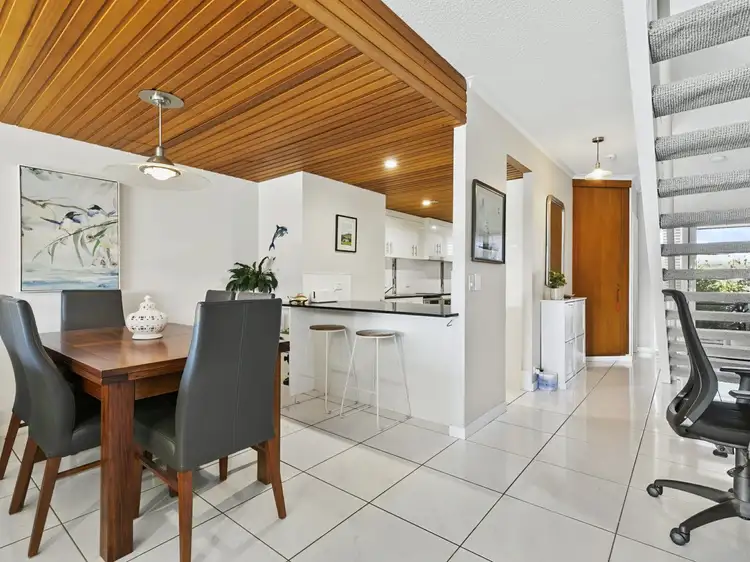 Sixth view of Homely unit listing, 2/9-11 Spinnaker Drive, Sandstone Point QLD 4511