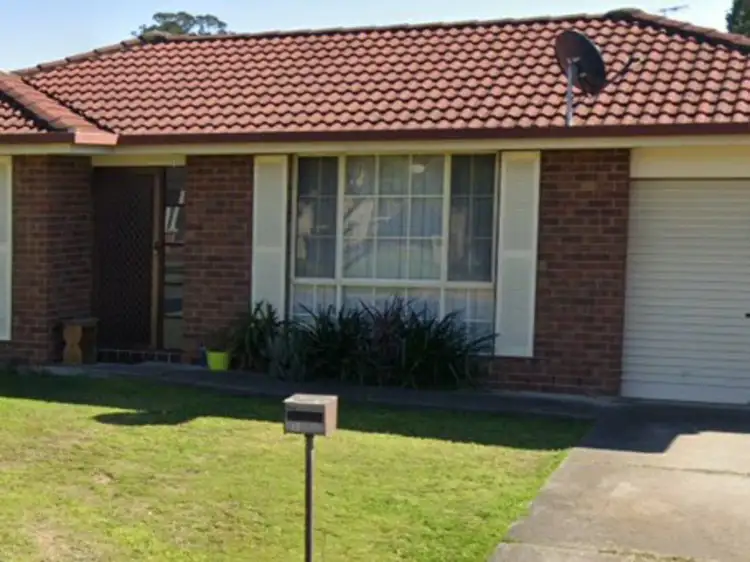 13 Vivaldi crescent, Claremont Meadows NSW 2747