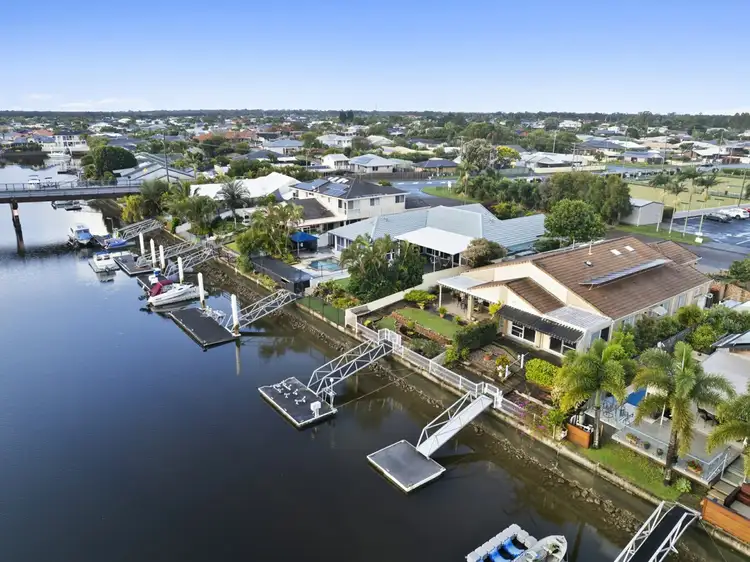 Second view of Homely house listing, 2/8 Tradewinds Drive, Banksia Beach QLD 4507