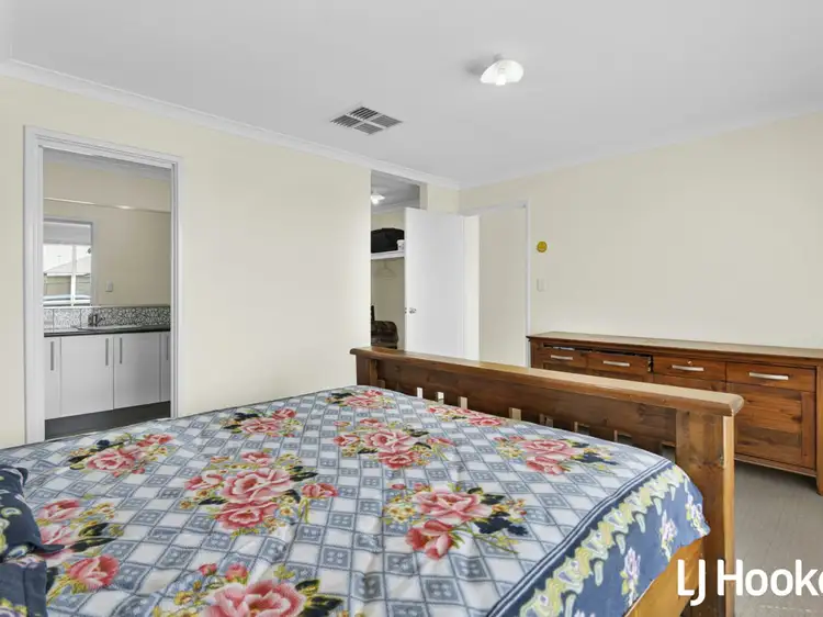Third view of Homely house listing, 8 Padua Road, Piara Waters WA 6112