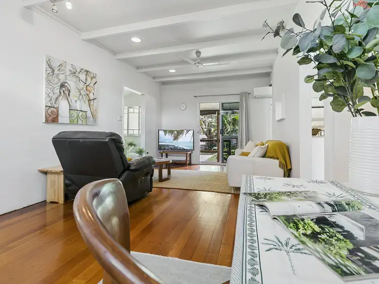 6 Lees Street, Yorkeys Knob QLD 4878