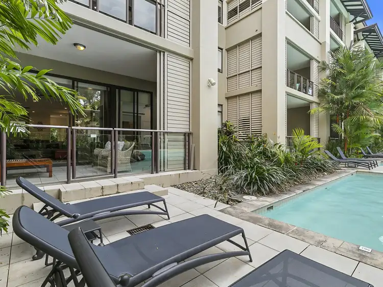 102/5 Triton Street, Palm Cove QLD 4879