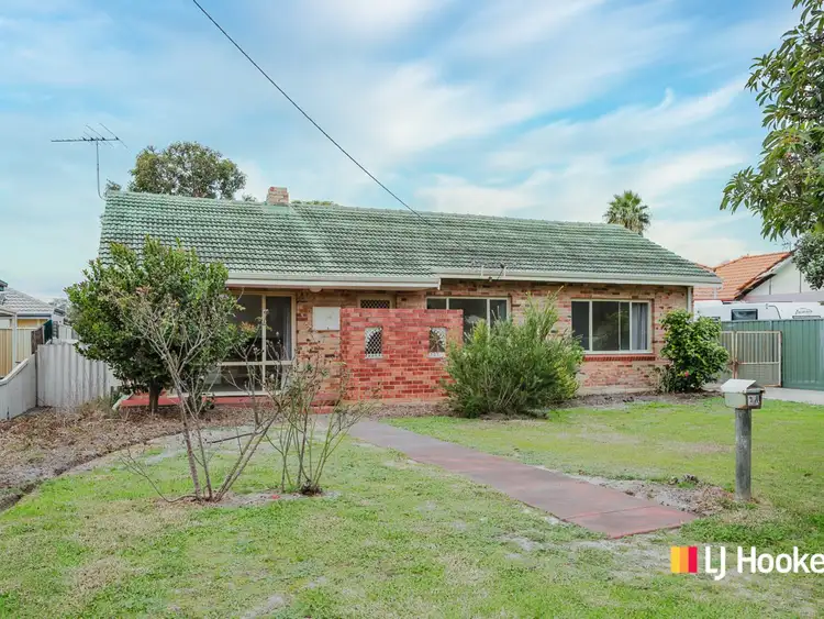 Second view of Homely house listing, 14 Clancy Way, Thornlie WA 6108