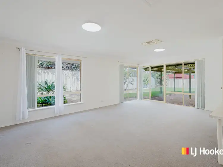 Fifth view of Homely house listing, 10 Ross Place, Thornlie WA 6108