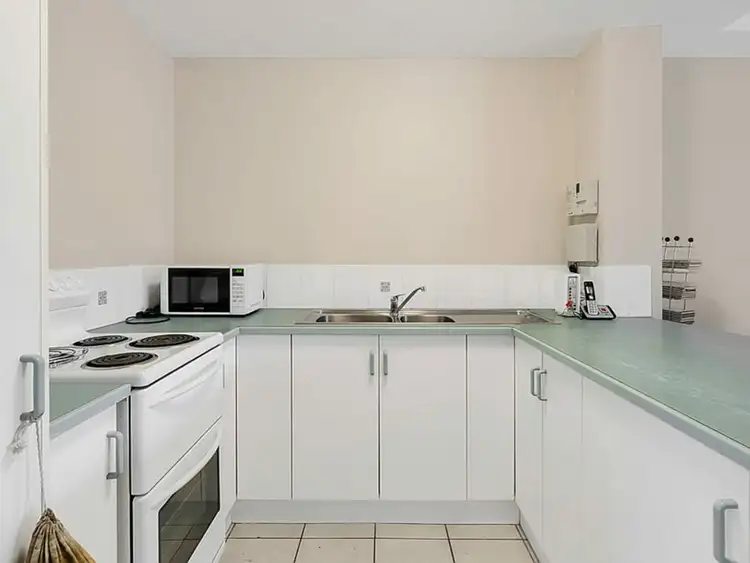 4/38 Springfield Crescent, Manoora QLD 4870