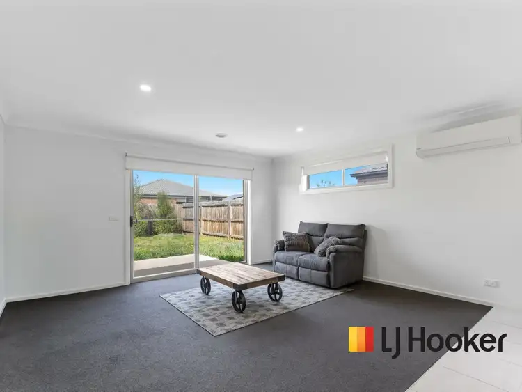 Sixth view of Homely house listing, 15 Hilda Drive, Brookfield VIC 3338