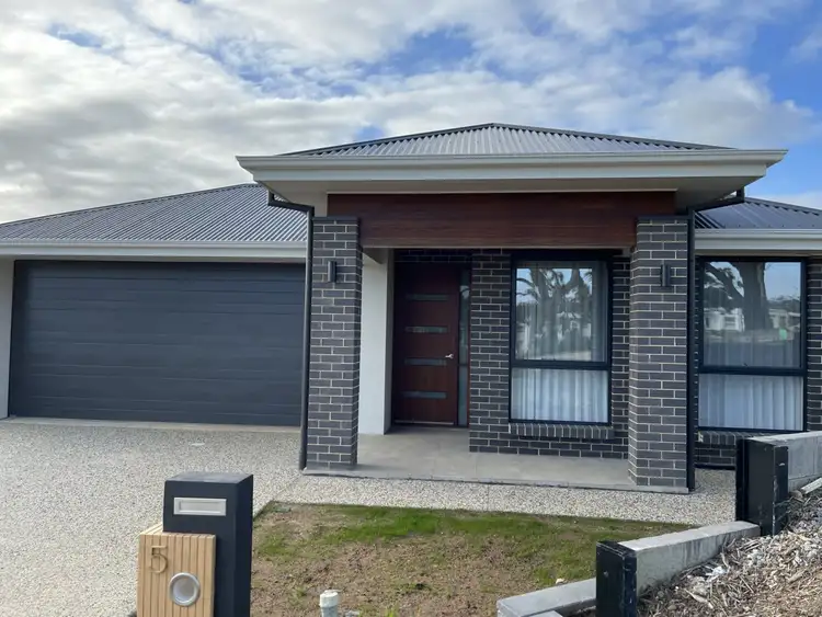 5 Brougham Circuit, Mount Barker SA 5251