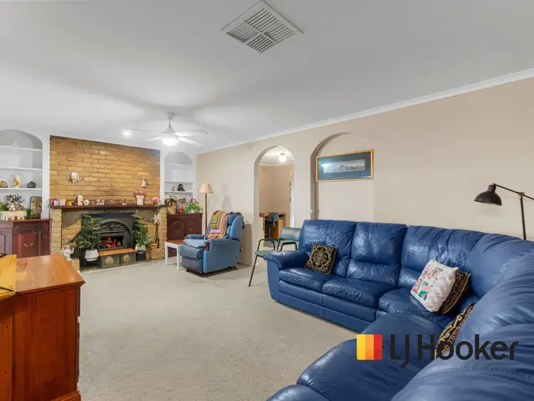 Seventh view of Homely house listing, 556 Elizabeth drive, Sunbury VIC 3429