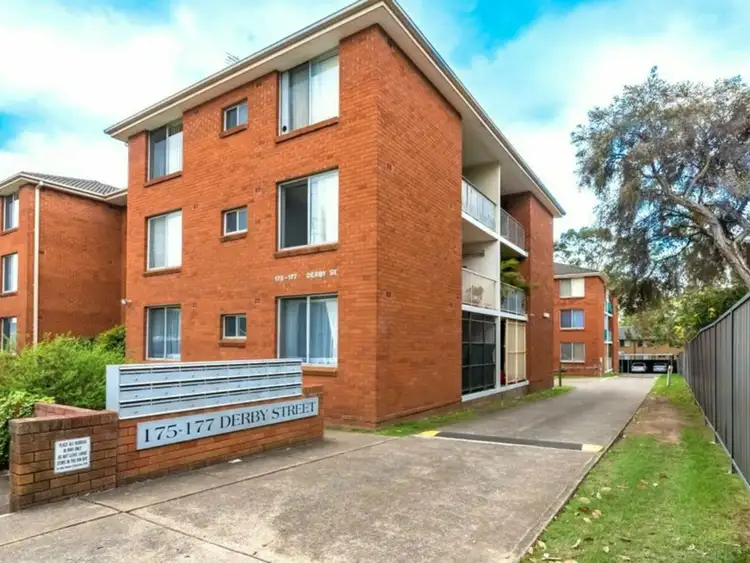 7 /175 derby st, Penrith NSW 2750