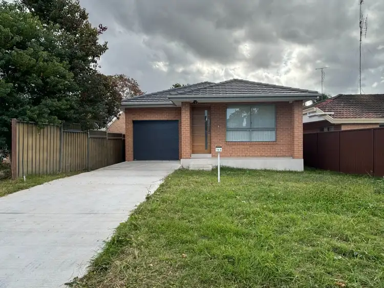 1 Warragamba Crescent