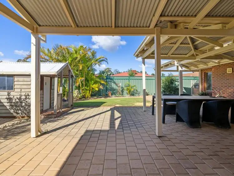 8 Venturer Court