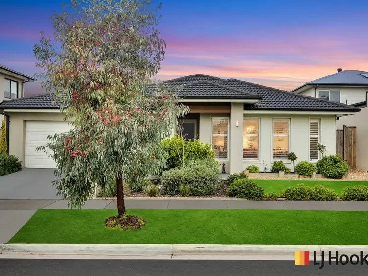 13 Nira Drive