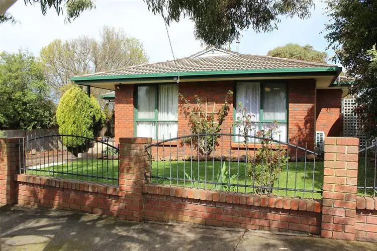 24 Carolyn Crescent, Warrnambool VIC 3280