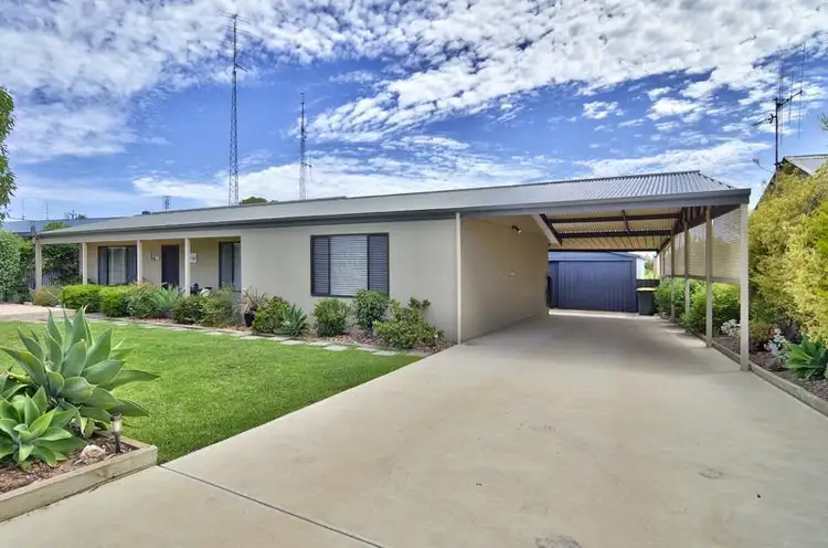 19 Cambridge Street, Moonta Bay SA 5558