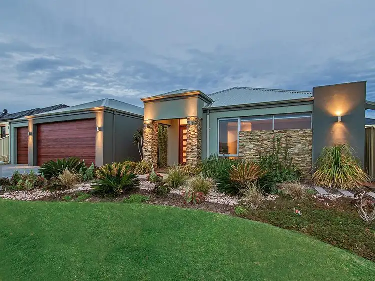 35 Drummonds Approach, Secret Harbour WA 6173