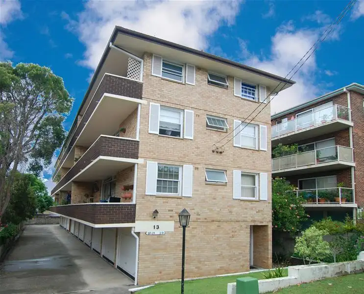 Main view of Homely unit listing, 9/13 Westminster Avenue, Dee Why NSW 2099