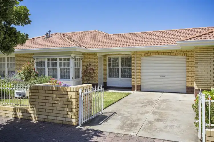 2/6 Lymington Street, Glenelg SA 5045