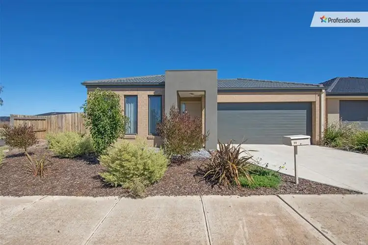 27 Burswood Circuit, Melton West VIC 3337