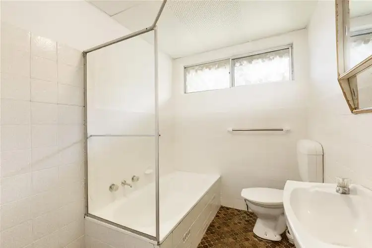 Fourth view of Homely unit listing, 2/3-5 Holborn Avenue, Dee Why NSW 2099