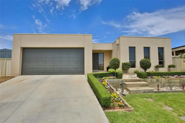 7 Spitfire Court, Mildura VIC 3500