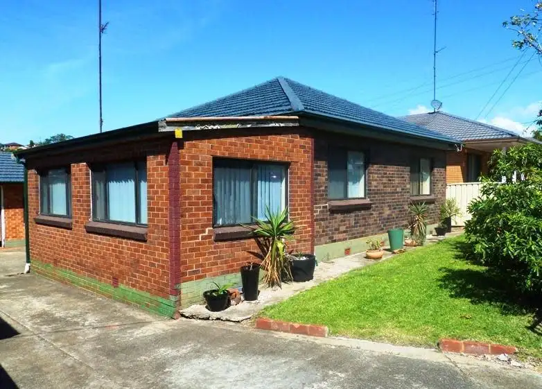 Main view of Homely house listing, 20 Jubilee Road, Port Kembla NSW 2505