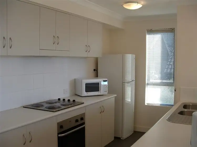 Fourth view of Homely apartment listing, 2/8 Wattlebird Loop, Joondalup WA 6027