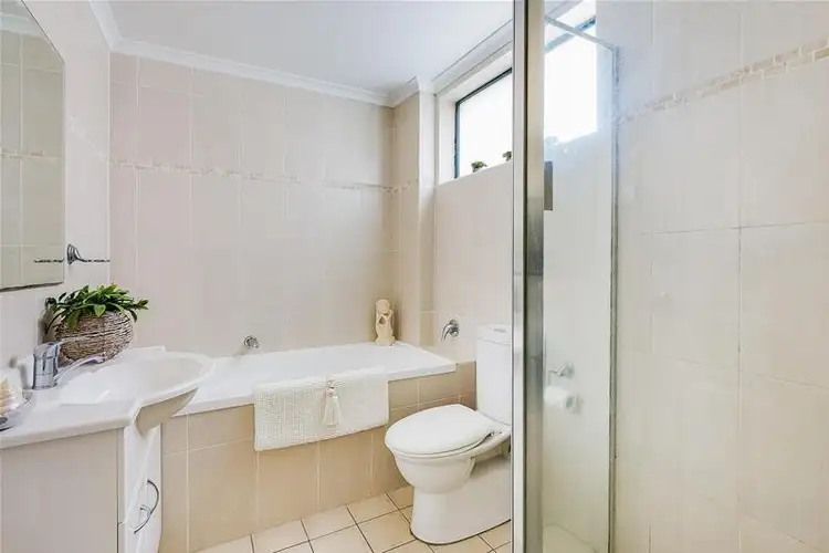 Fourth view of Homely unit listing, 5/22 Pacific Parade, Dee Why NSW 2099