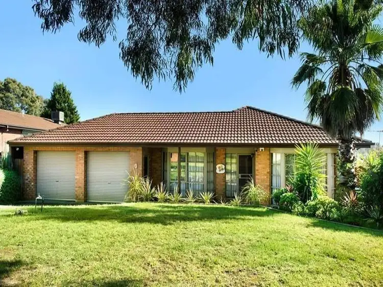 Main view of Homely house listing, 5 Farrer Court, Warranwood VIC 3134