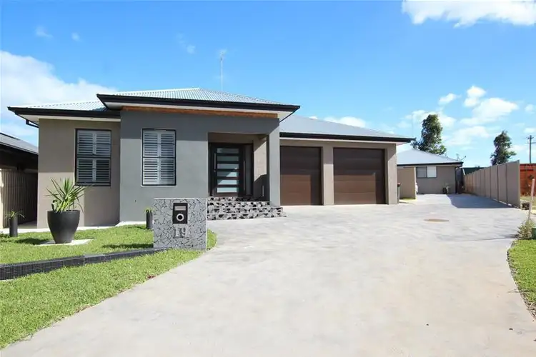 19 Brady Place, Harrington Park NSW 2567