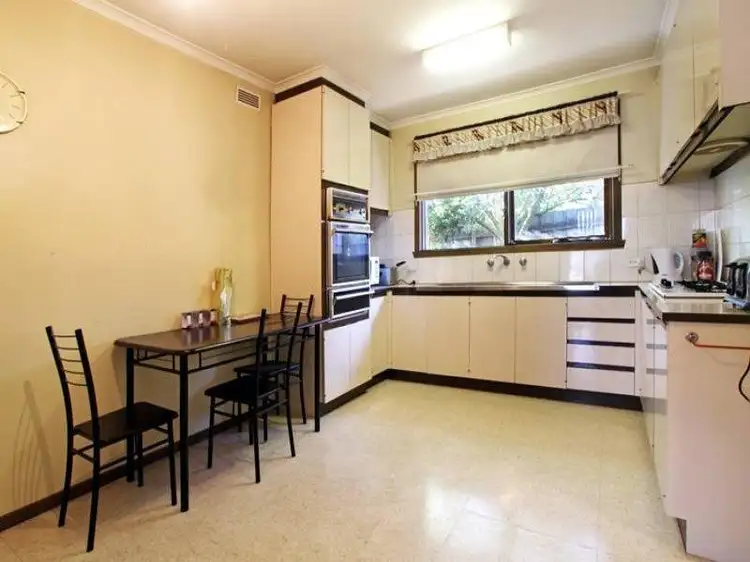 Third view of Homely unit listing, 2/5 Arlington Street, Ringwood VIC 3134