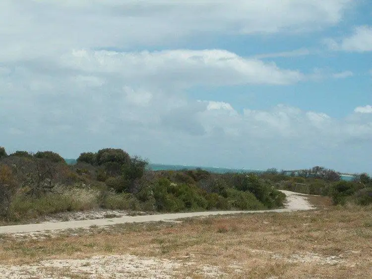 5 Casuarina Crescent, Jurien Bay WA 6516