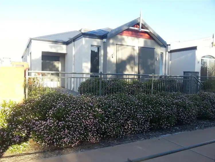 13 Yelnia Way, Ellenbrook WA 6069