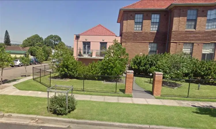 13/1 Woodbine Street, Mayfield NSW 2304