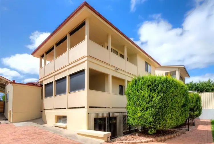 94 Second Avenue, Moana SA 5169
