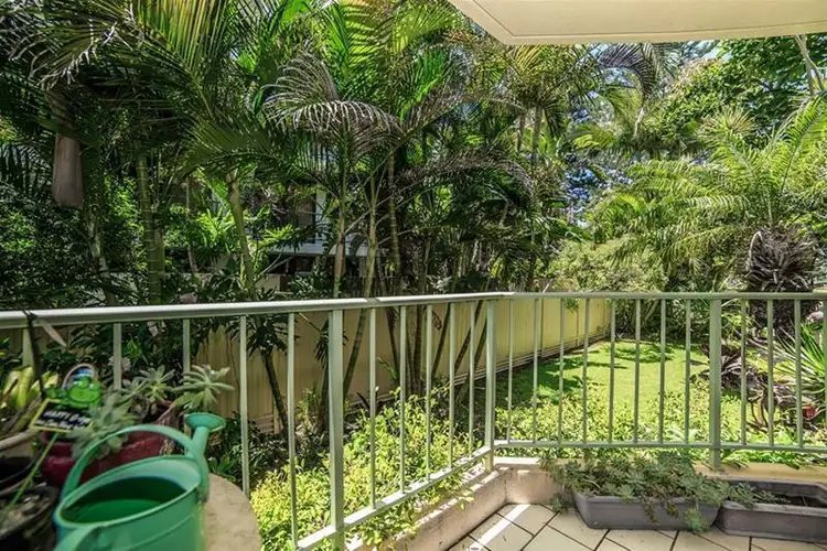 4/166 Surf Parade, Broadbeach QLD 4218