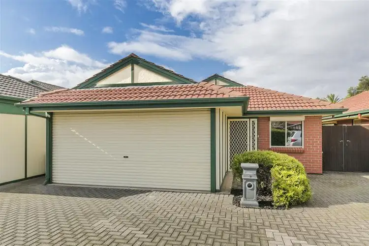 2/62 Tapleys Hill Road, Glenelg North SA 5045